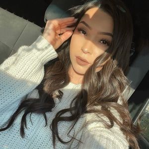 Meet your Posher, Imelda